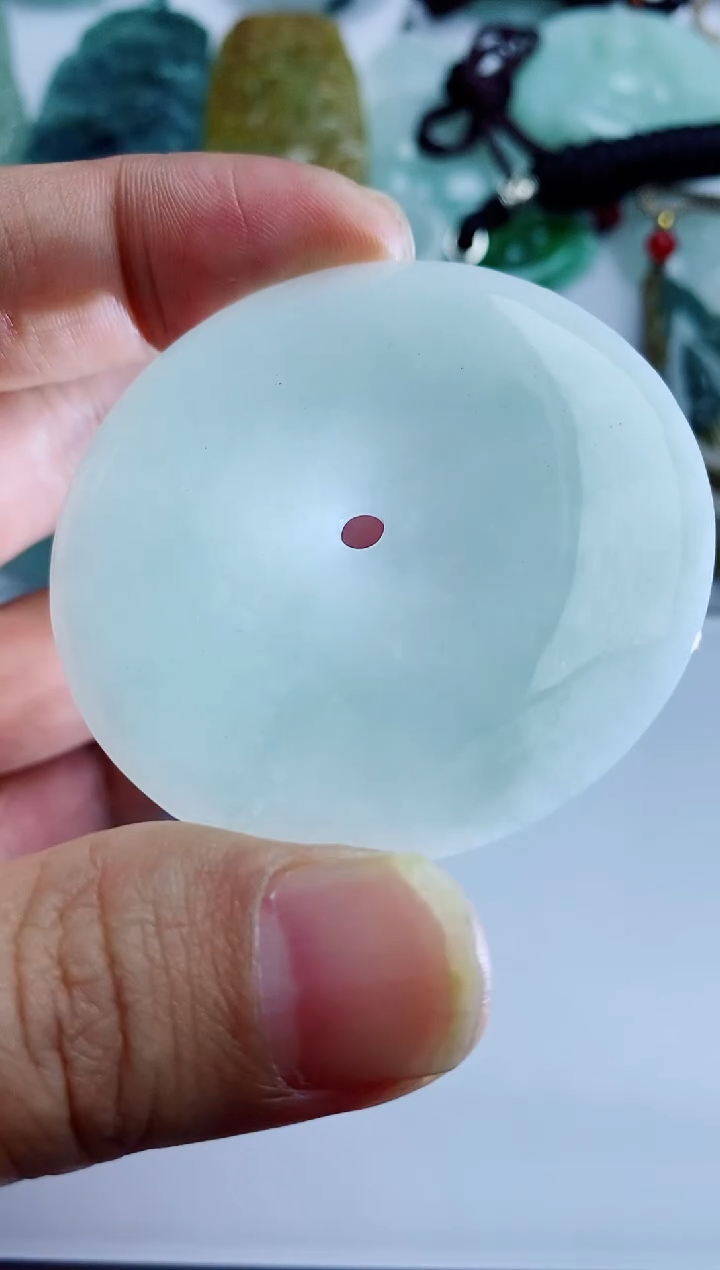 【闪购商品】翡翠吊坠(不含链)未镶嵌多样性随机发其一