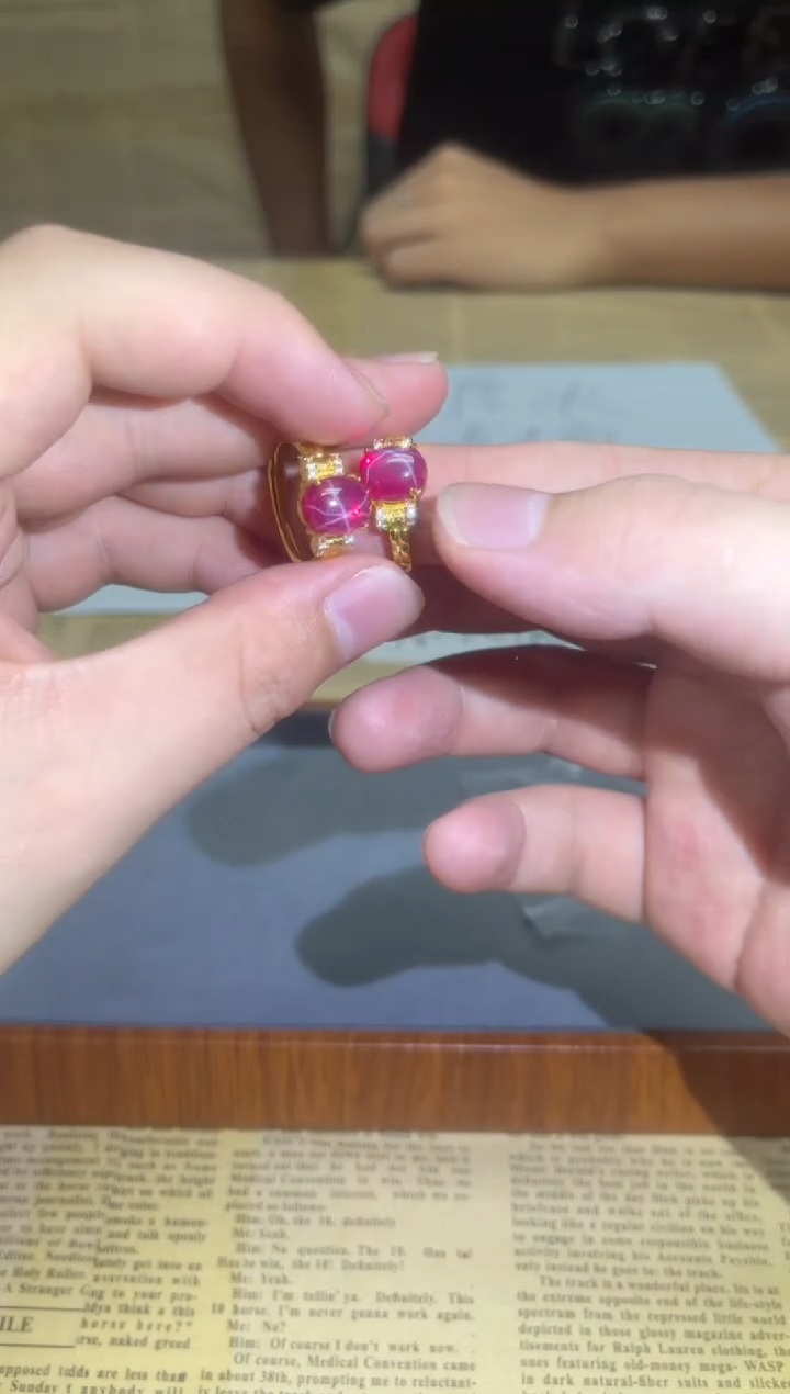 红宝石戒指铂Pt950镶嵌Q05