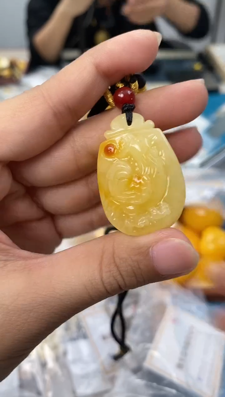 【闪购商品】琥珀裸石未镶嵌天然琥珀蜜蜡金鸡报喜
