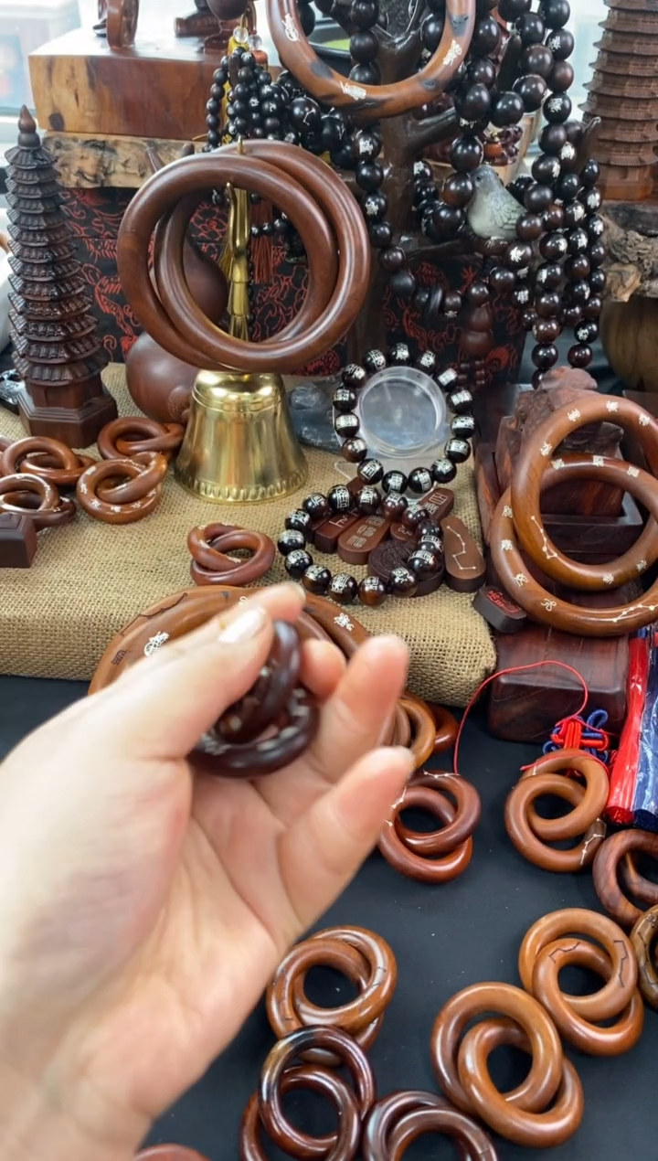 【闪购商品】木枣木玉化2.0镶银一物一拍