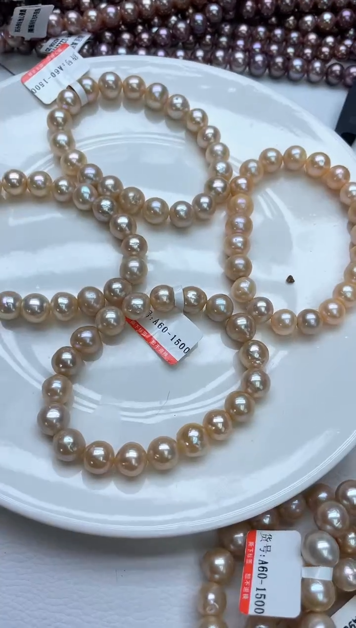 未镶嵌手链淡水珍珠中国红手链(多样性发一）