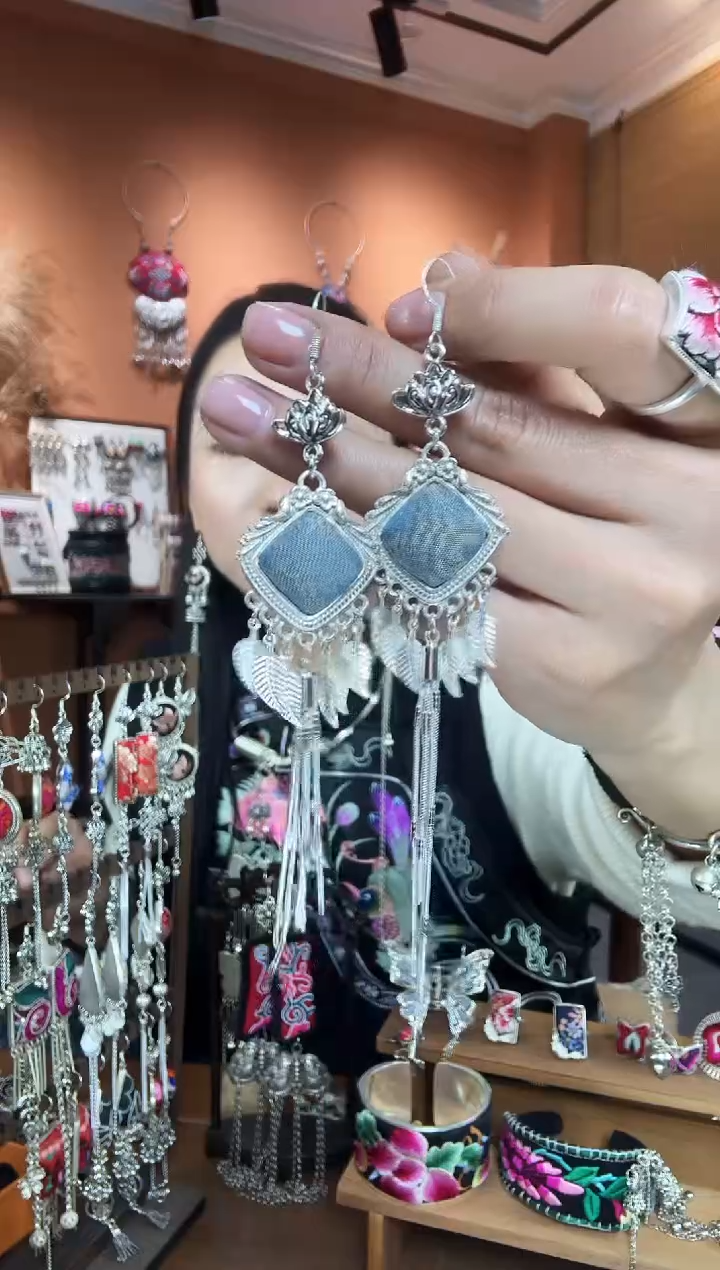 【闪购商品】刺绣纯手工民族风耳环