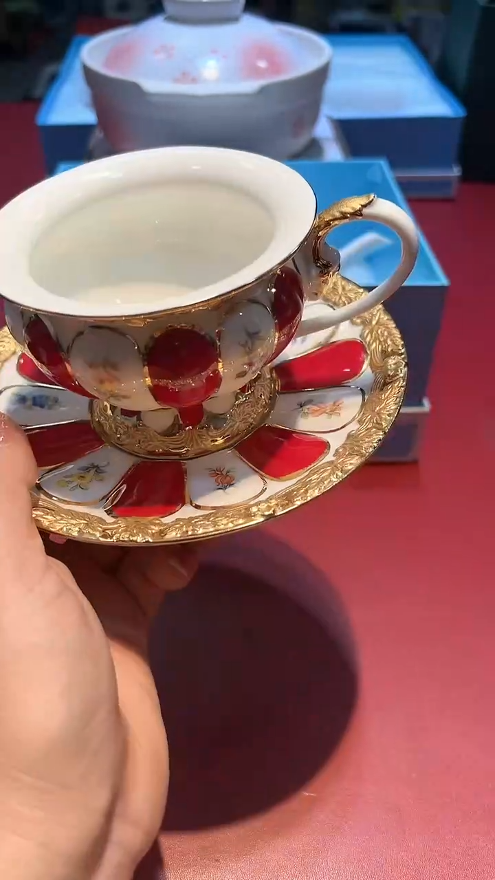 【闪购商品】瓷片锅碗瓢盆一件不剩
