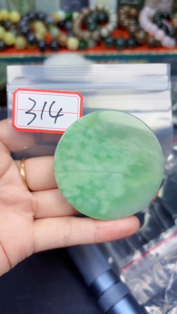 颈饰未镶嵌和田玉和田玉