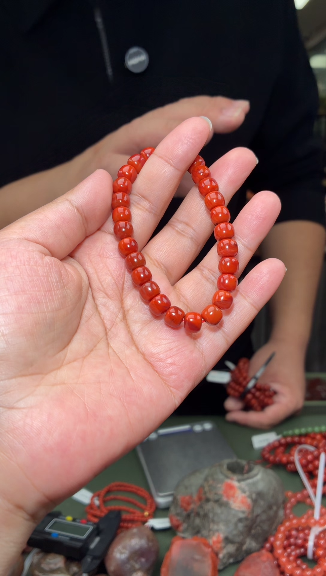 未镶嵌手串南红玛瑙单圈手串一条约7mm+多样性发货