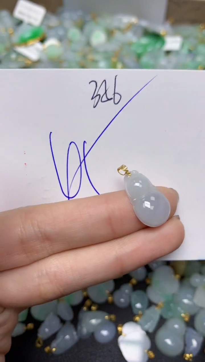 【闪购商品】翡翠颈饰18K金镶嵌 天然翡翠A货
