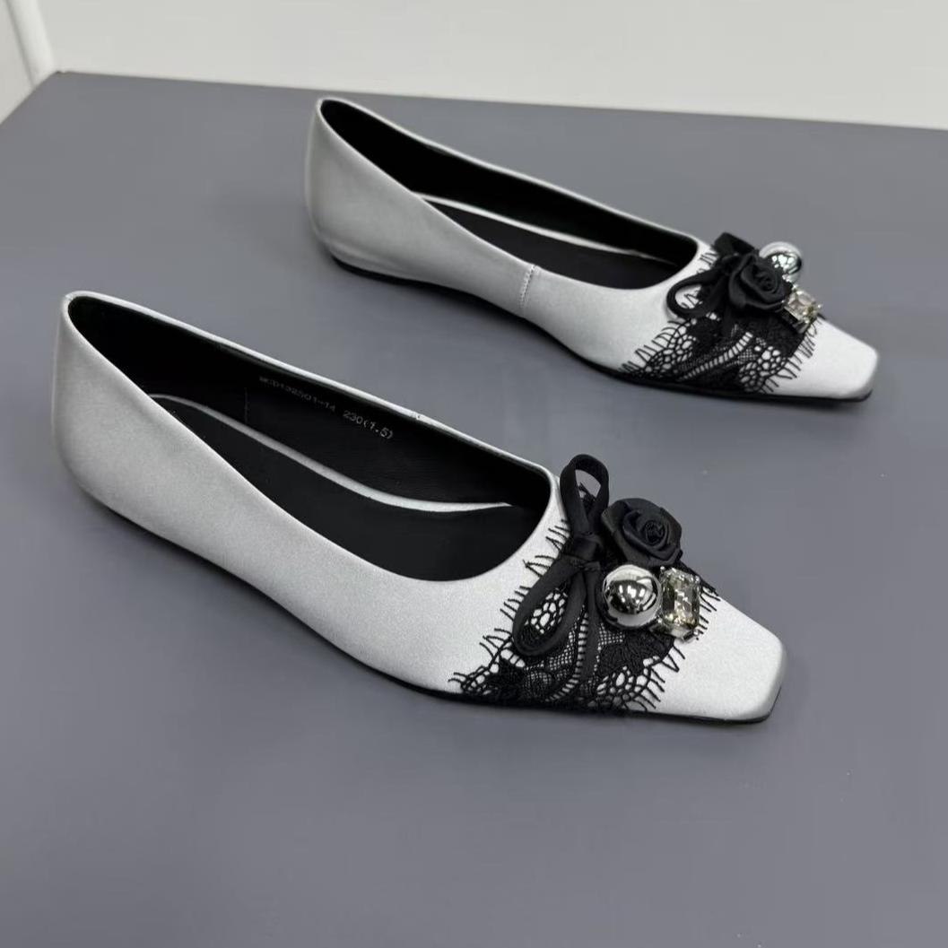 复古法式气质舒适单鞋2025年春夏真皮新爆款