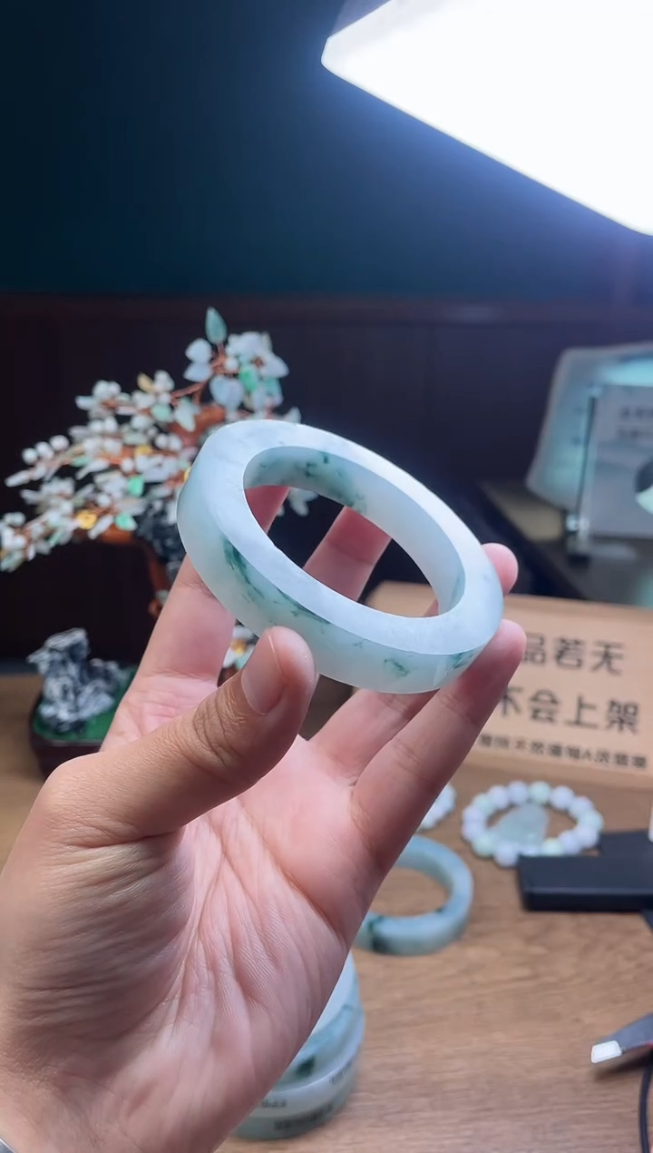 【闪购商品】定制翡翠手镯未镶嵌定制