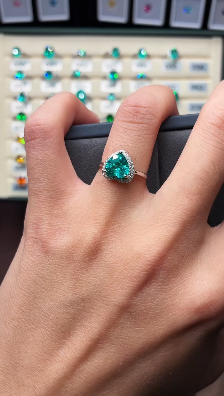 无925银轻奢帕拉伊巴色女神戒指