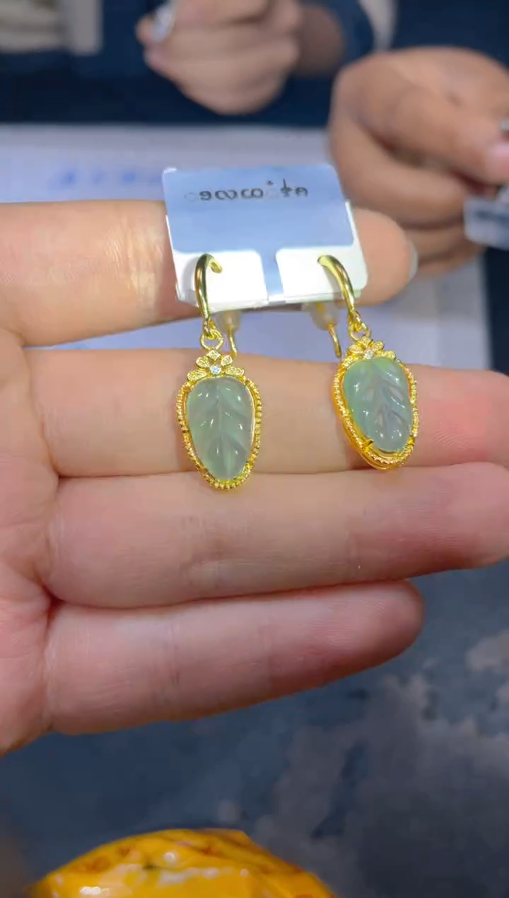 【闪购商品】定制翡翠未镶嵌134定制翡翠多样性发其一