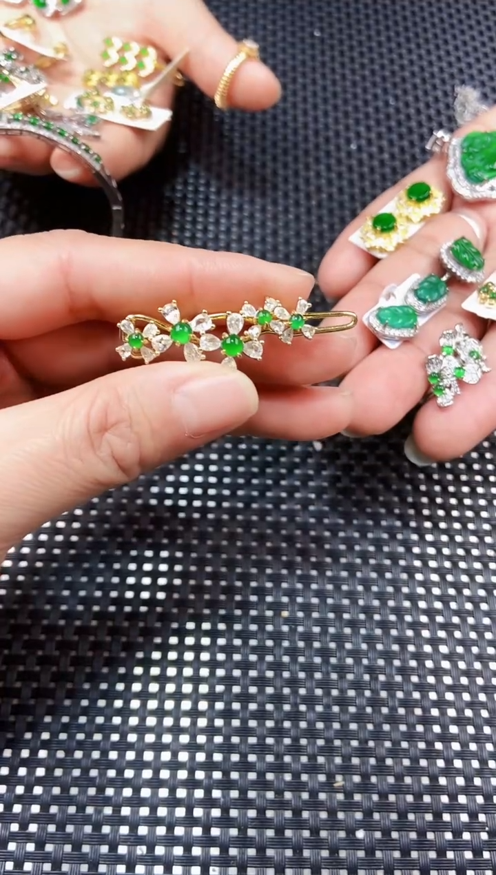 【闪购商品】翡翠吊坠(不含链)未镶嵌1111111111110