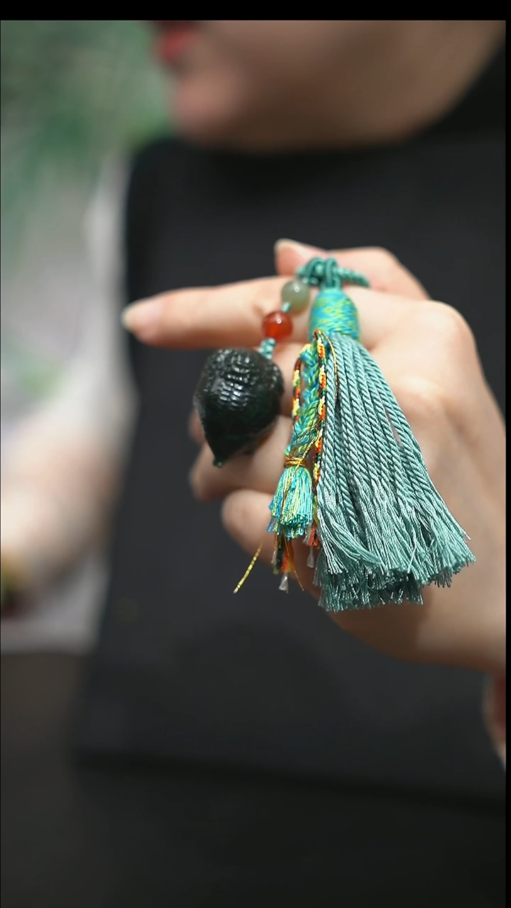 颈饰未镶嵌和田玉福寿鱼