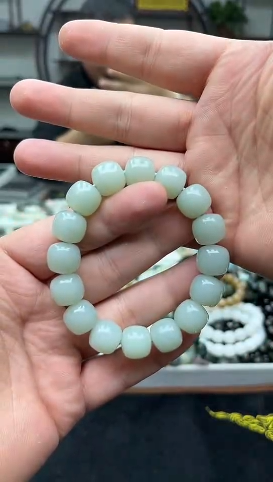 未镶嵌手串和田玉纯天然新疆且末天空蓝14货头