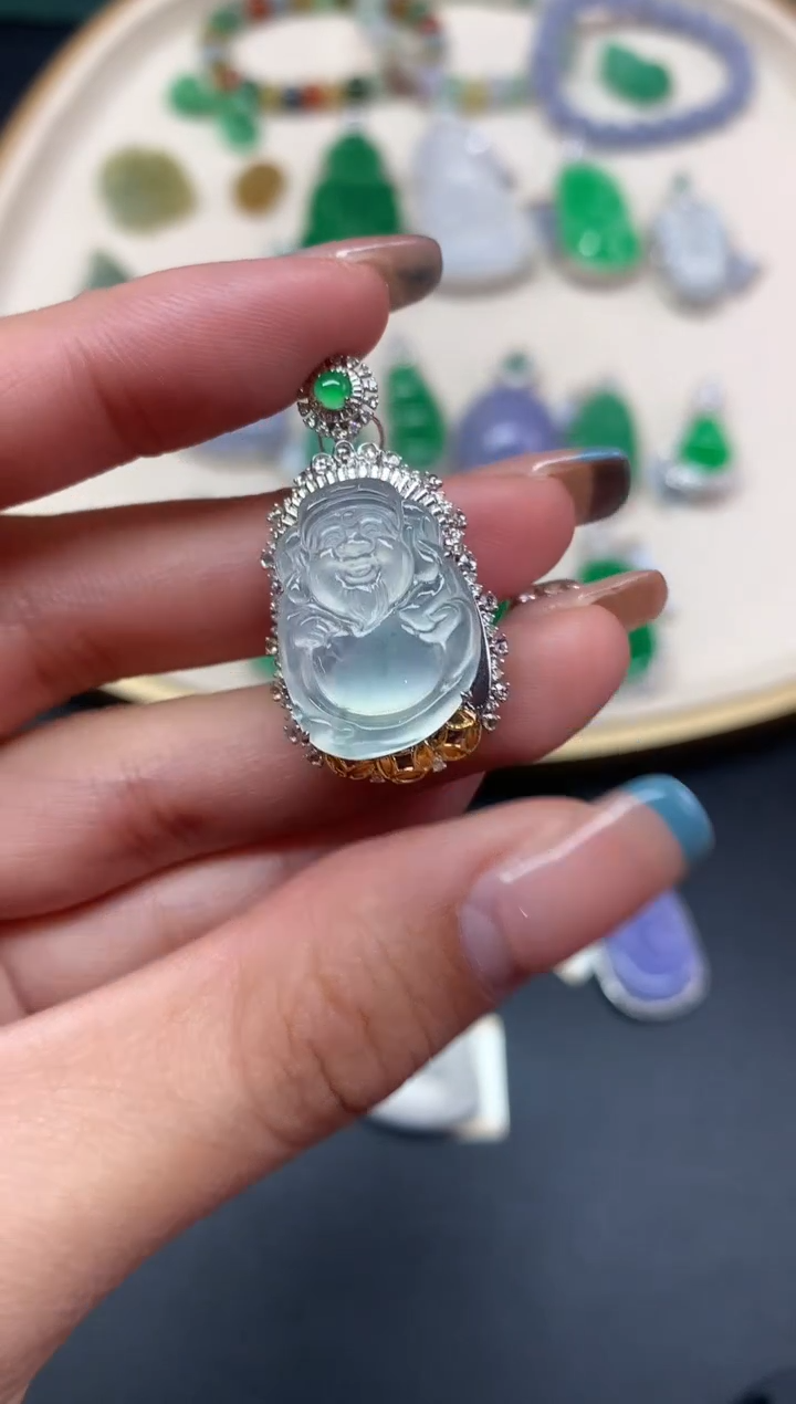 【闪购商品】翡翠吊坠(不含链)18K金镶嵌吊坠A70|9800