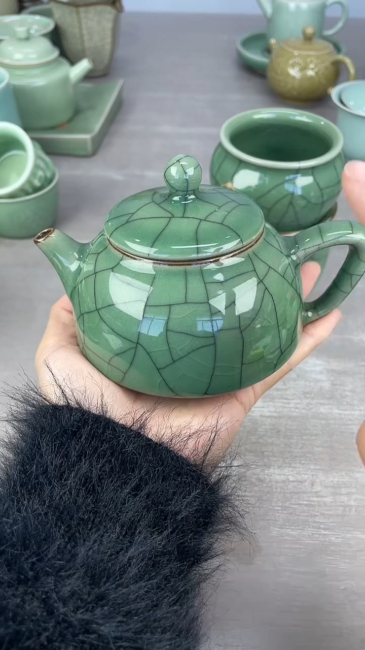 青瓷仓储清仓福利微微暇