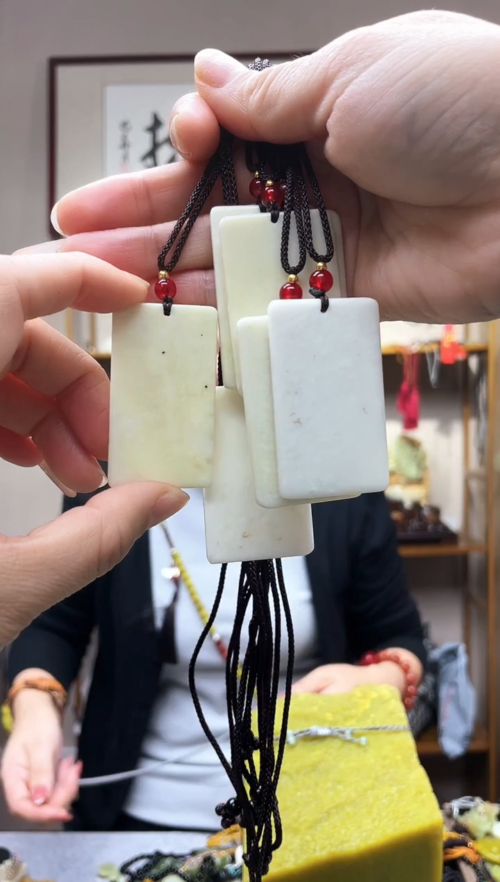 未镶嵌岫玉吊坠多样性发货拍一发一