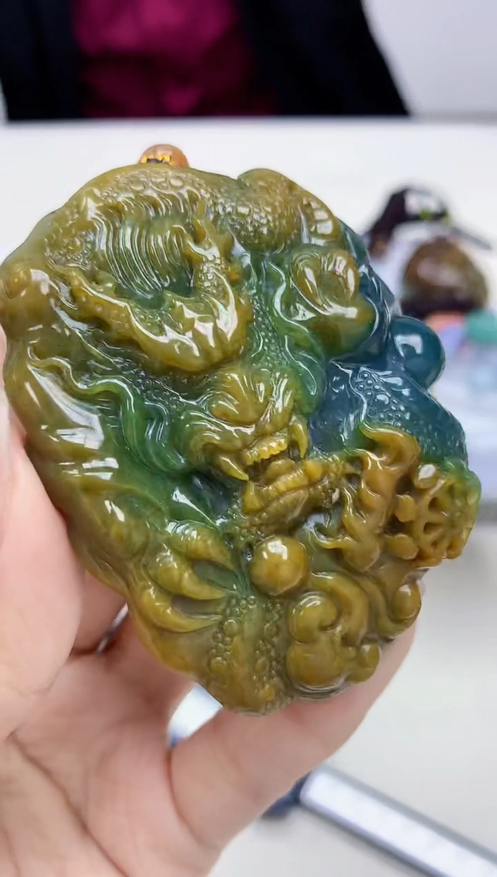 【闪购商品】定制翡翠未镶嵌4969-kk-毛货挂件龙65