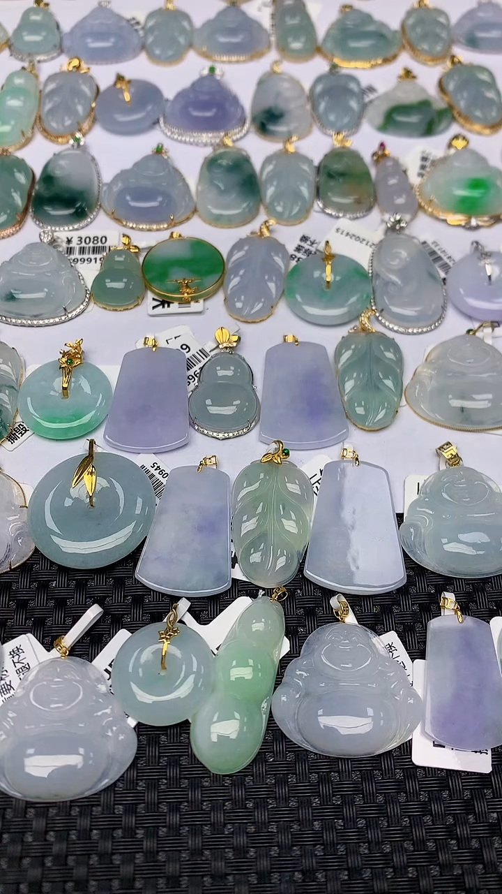 【闪购商品】翡翠颈饰18K金镶嵌天然翡翠A货