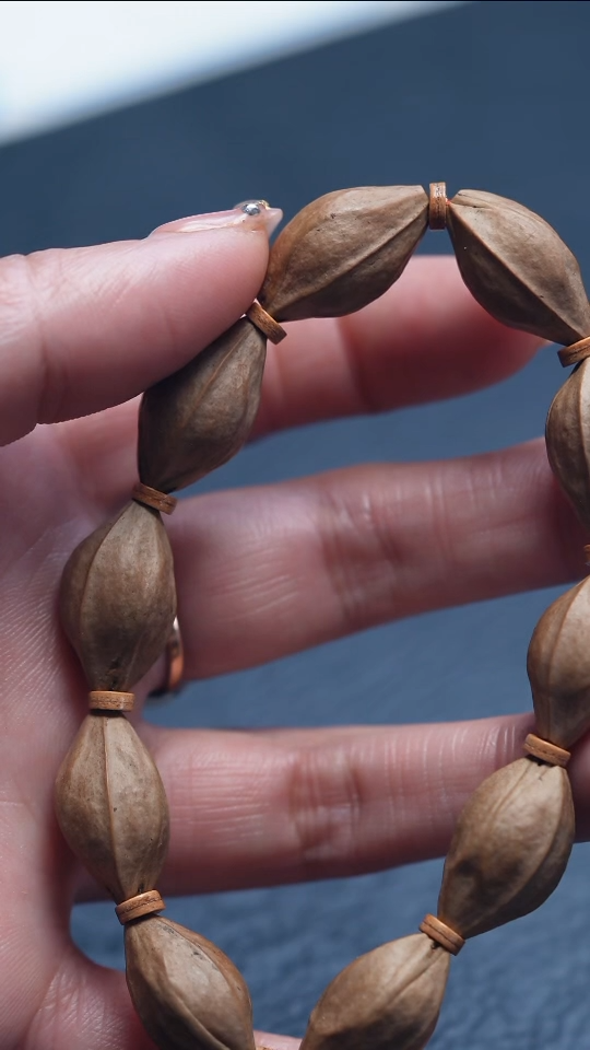 【闪购商品】橄榄核吊坠橄榄核