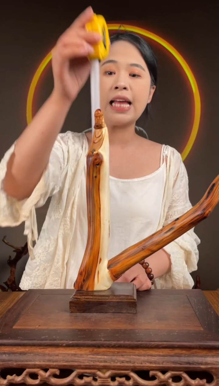 【闪购商品】柏木（崖柏）手工摆件,先抢先得!406