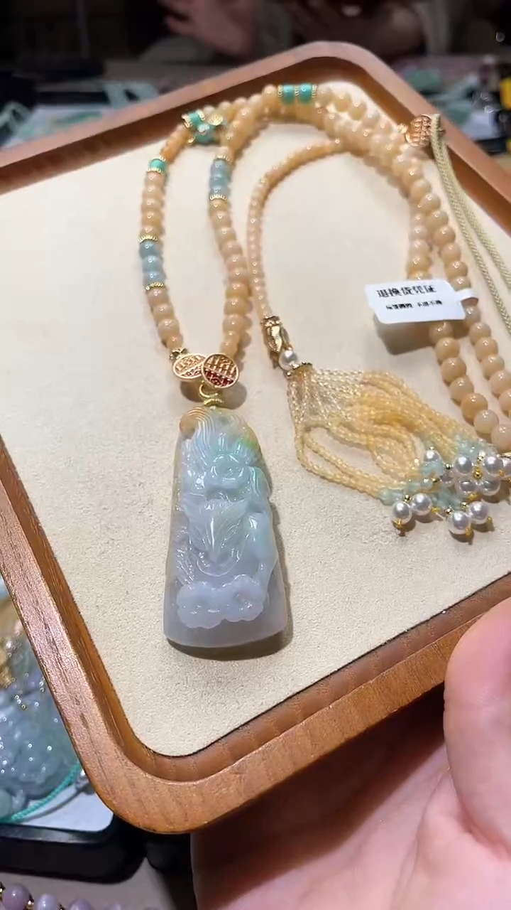 【闪购商品】翡翠颈饰未镶嵌吊坠