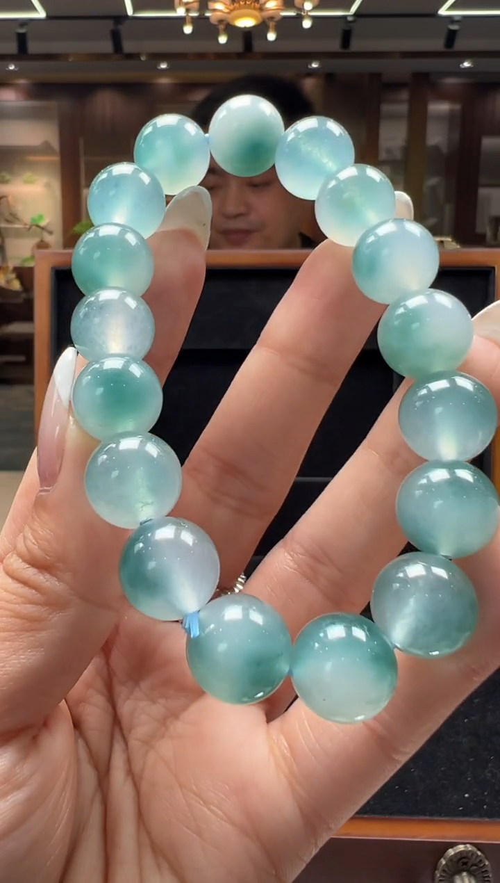 翡翠未镶嵌颈饰F2025-5-11-29