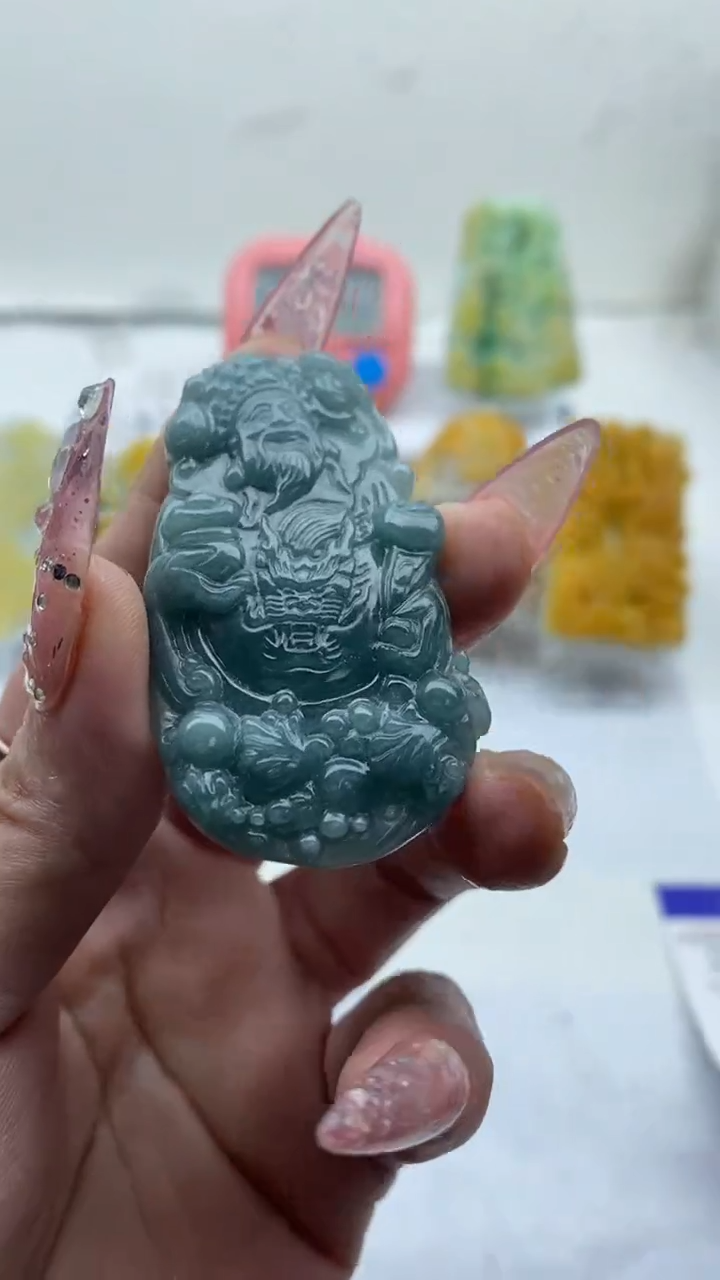 【闪购商品】翡翠颈饰未镶嵌挂件