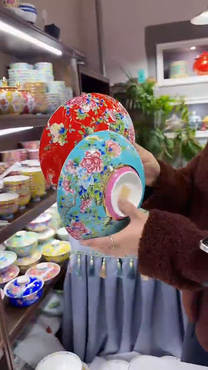 【闪购商品】瓷片8.5英寸景德镇元宝盘2个混色