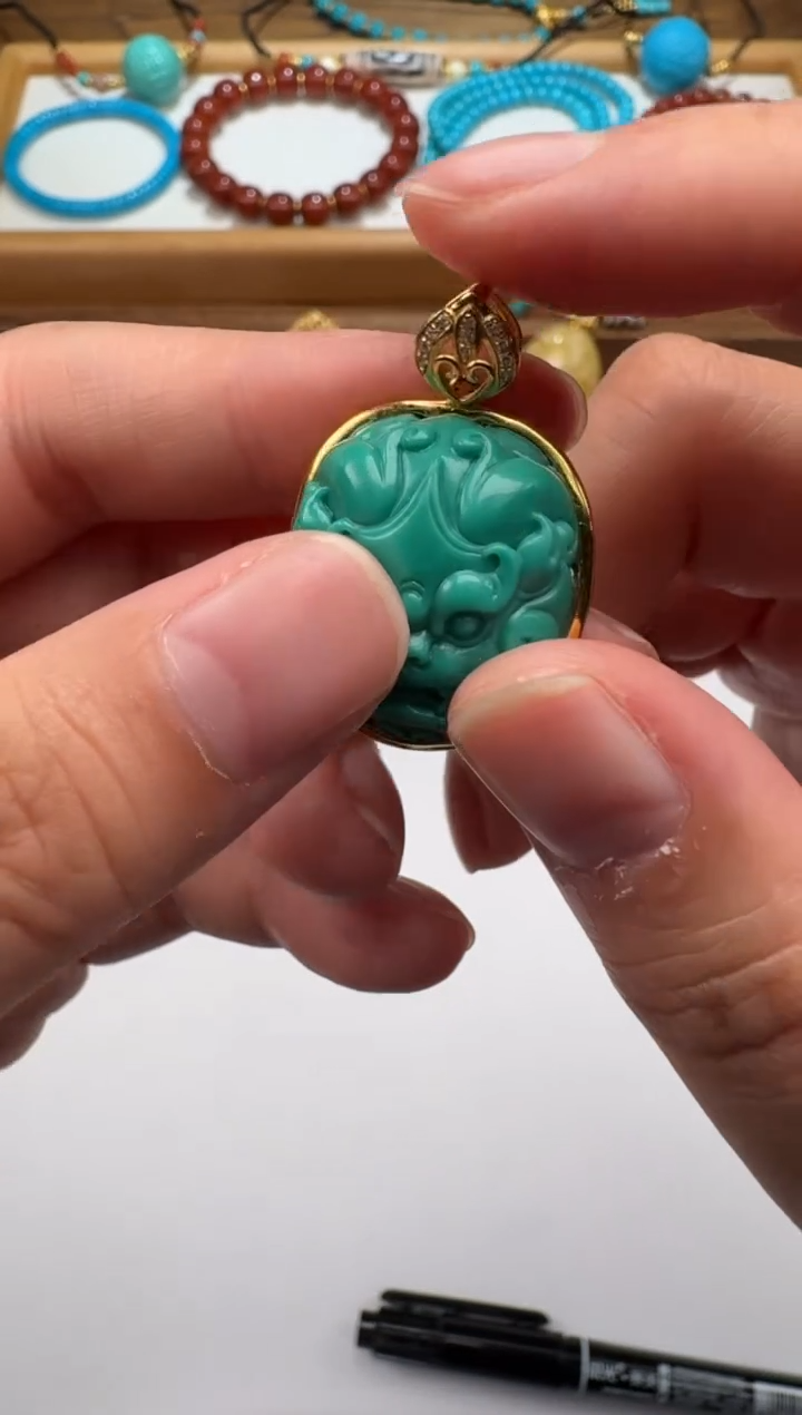 18K金镶嵌绿松石配饰配饰时**～配饰配饰
