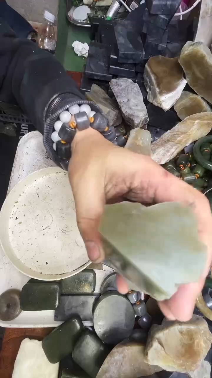 未镶嵌和田玉珠宝半成品毛料