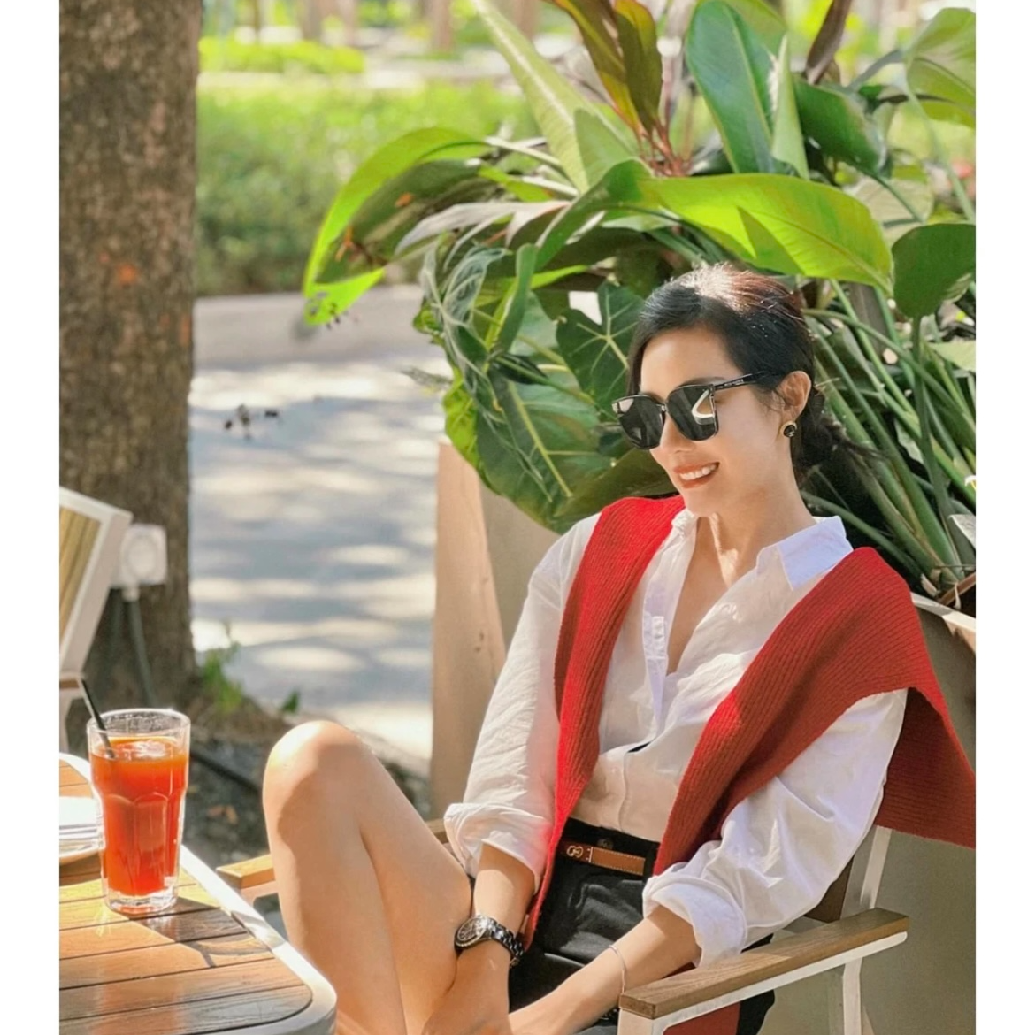 AMASS/阿玛施【高智淡人】纯色复古百搭造型针织披肩围巾   5800043