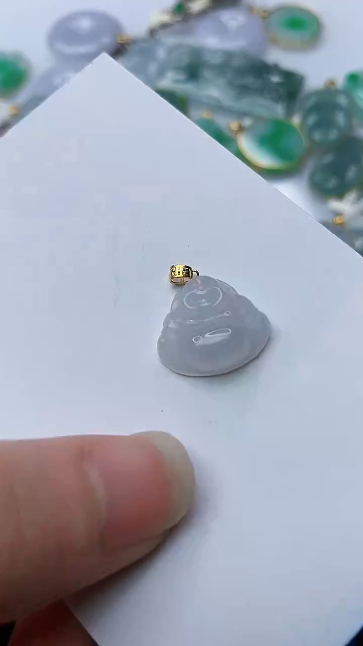 【闪购商品】翡翠颈饰18K金镶嵌42........