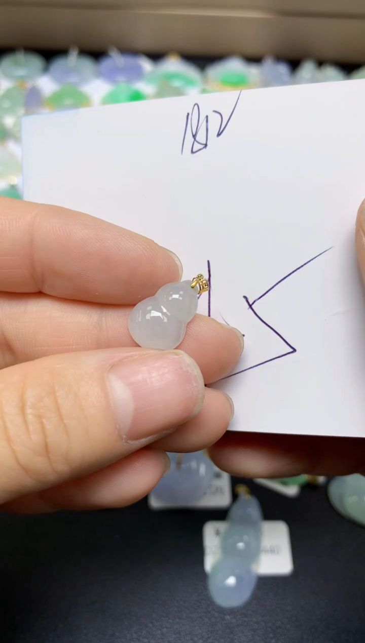 【闪购商品】翡翠18K金镶嵌挂件天然翡翠A货