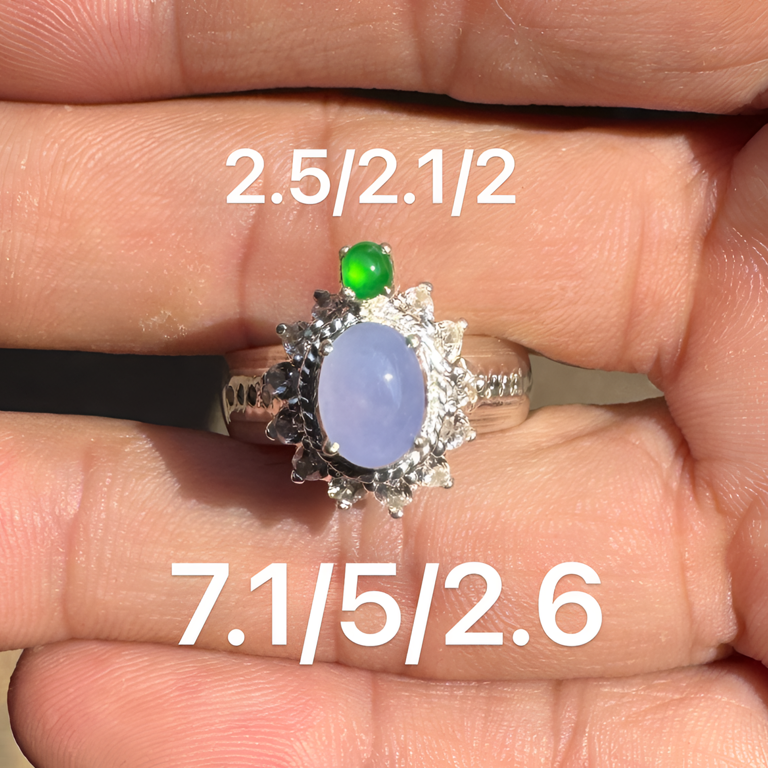 0210(小哪吒在源头)冰种翡翠紫罗兰戒面干净肉细杠味荧光足M100