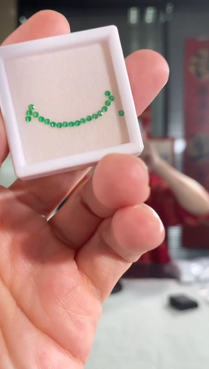 【闪购商品】祖母绿裸石未镶嵌斯瓦特（大）