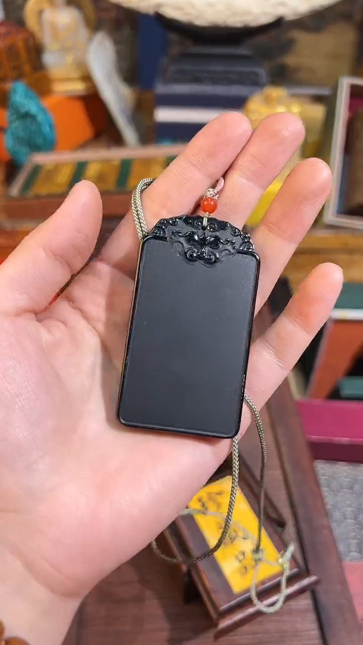 【闪购商品】和田玉吊坠(赠链)未镶嵌95业业业业业业业业