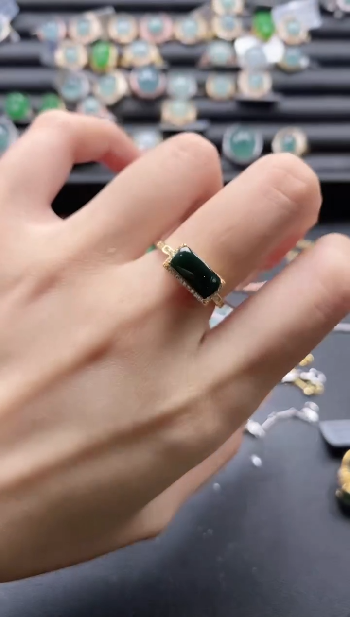 【闪购商品】翡翠戒指银S925镶嵌15151