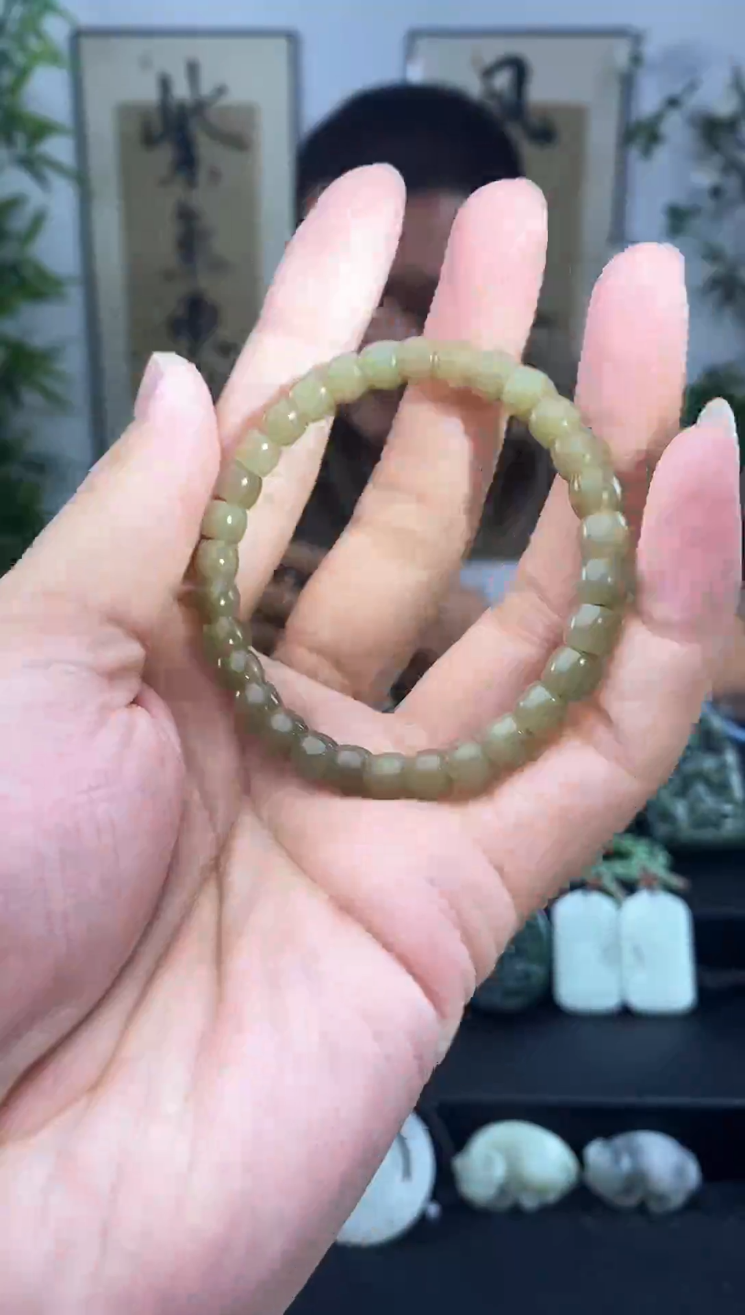 和田玉未镶嵌颈饰1