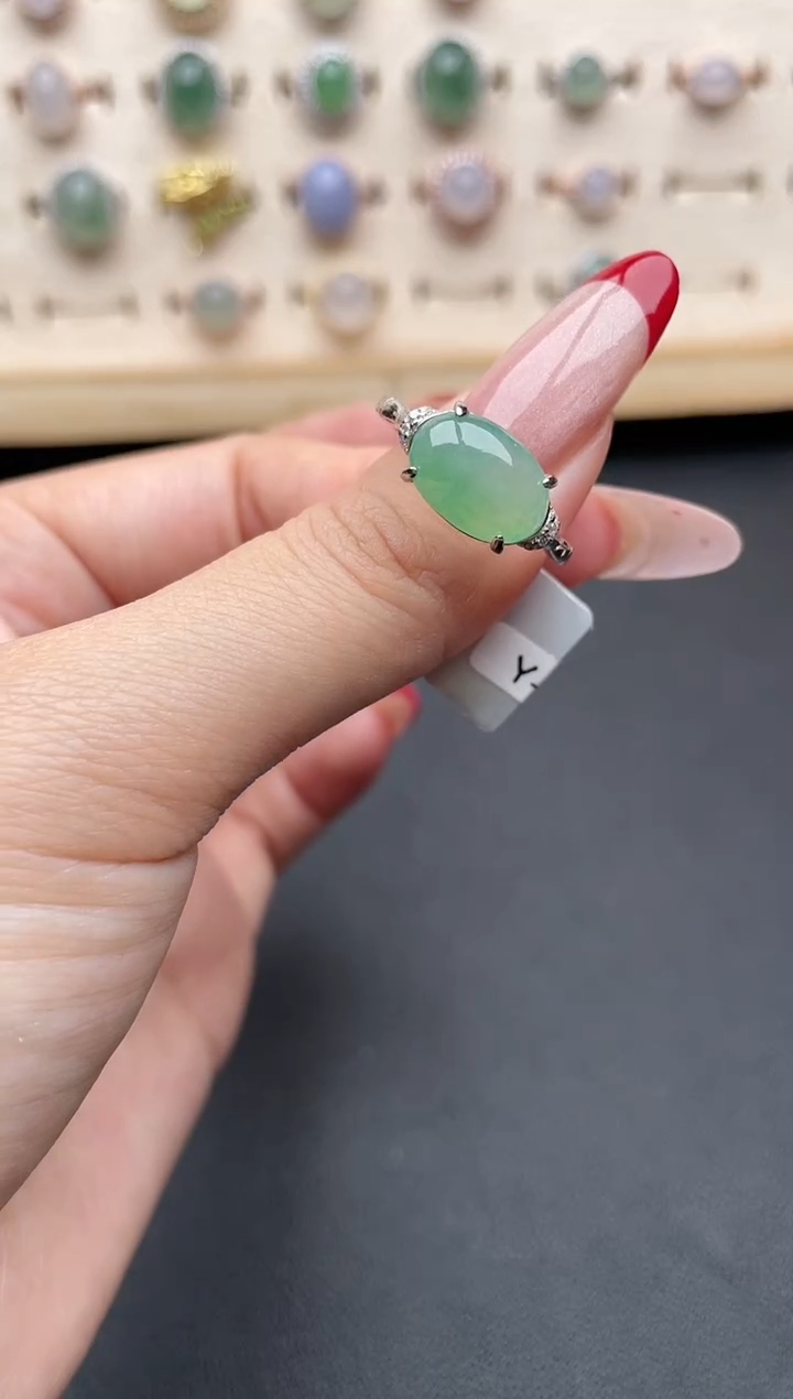 【闪购商品】翡翠戒指银S925镶嵌一物一证一礼盒