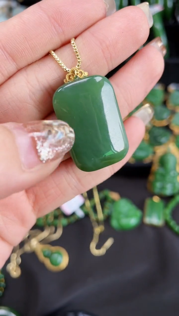 【闪购商品】和田玉吊坠18K金镶嵌多样性发一 