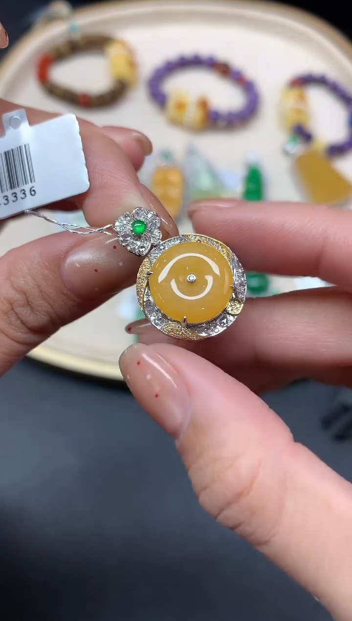 【闪购商品】翡翠吊坠(不含链)18K金镶嵌吊坠A58|16800