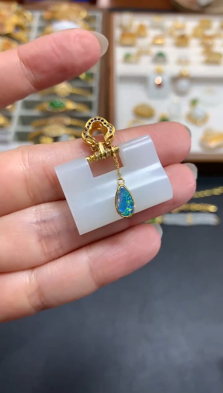 【闪购商品】和田玉吊坠18K金镶嵌Q277|6500