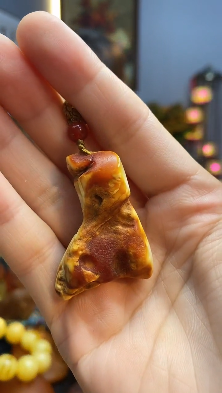 琥珀颈饰未镶嵌吊坠