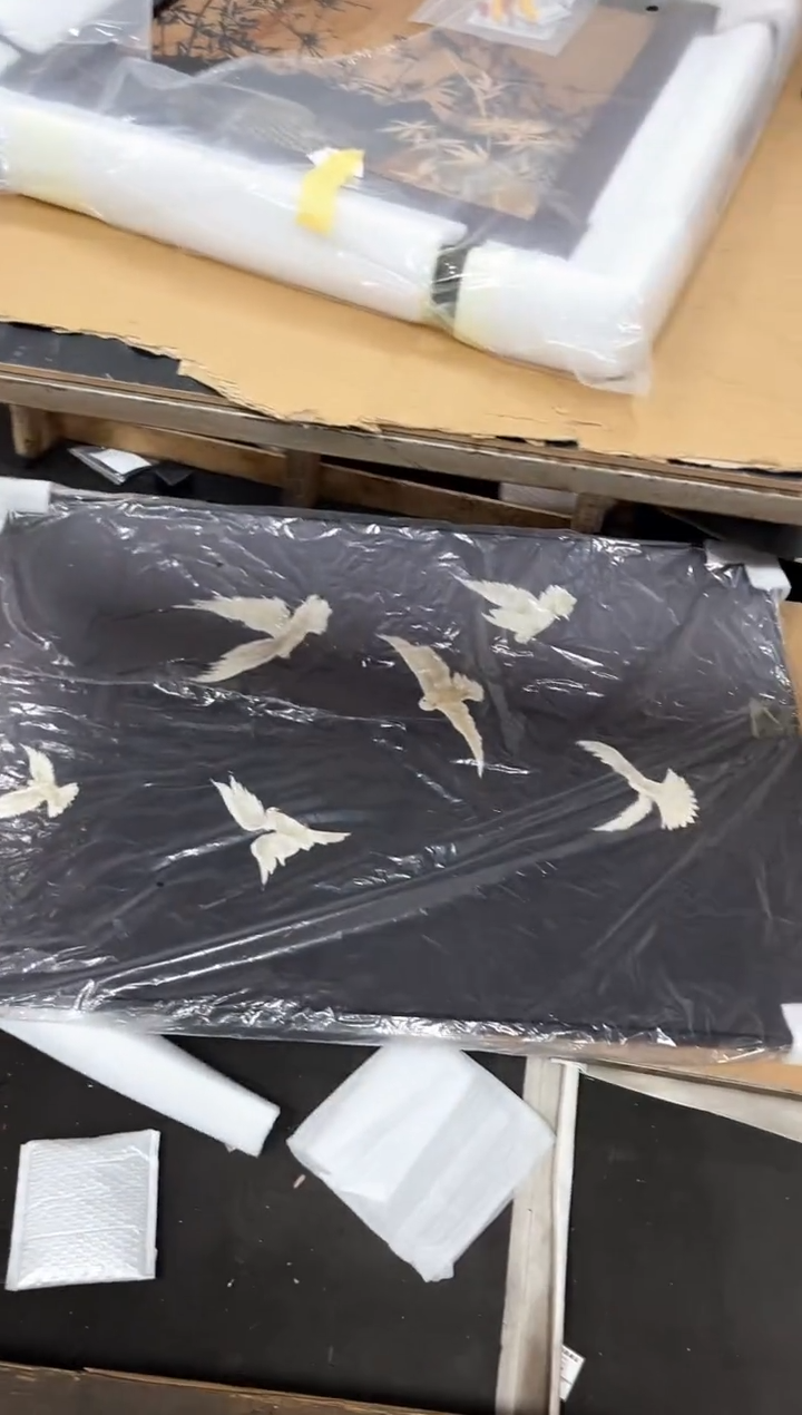 竖款仓库清货 默认瑕疵