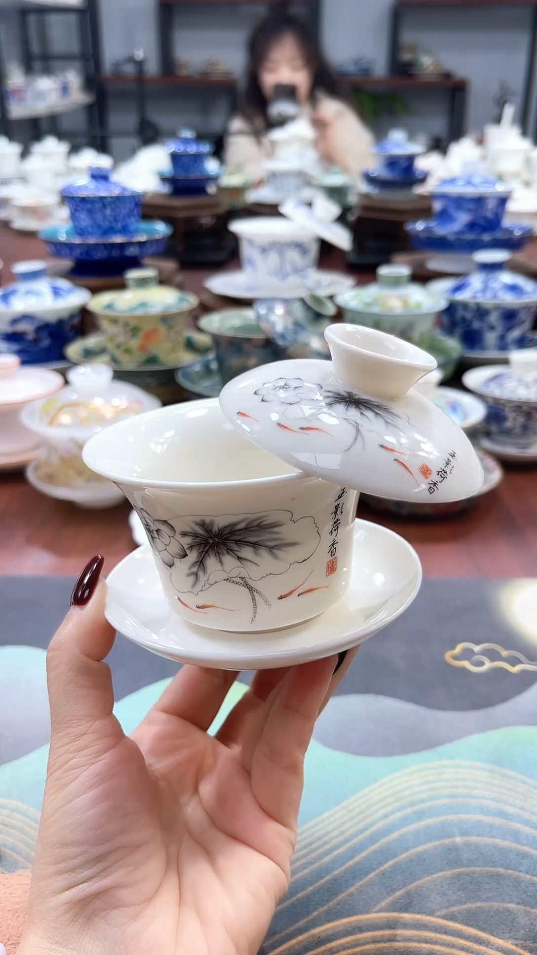 【闪购商品】小号玉影荷香马蹄盖碗