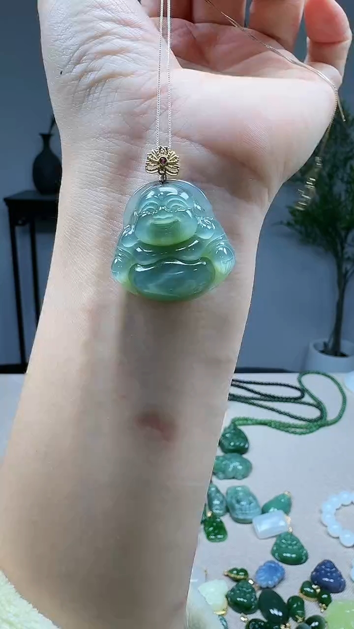 吊坠(不含链)18K金镶嵌和田玉1