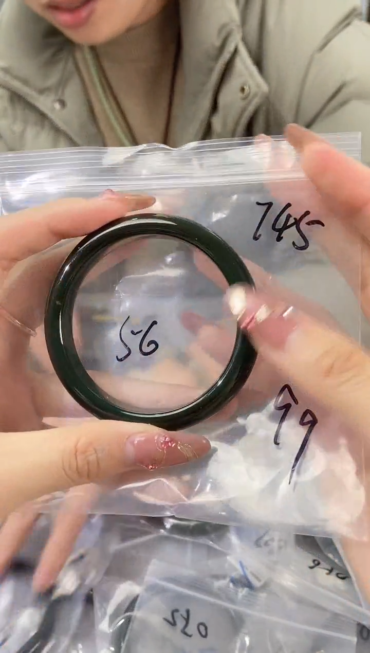 【闪购商品】和田玉手镯未镶嵌和田玉手镯745