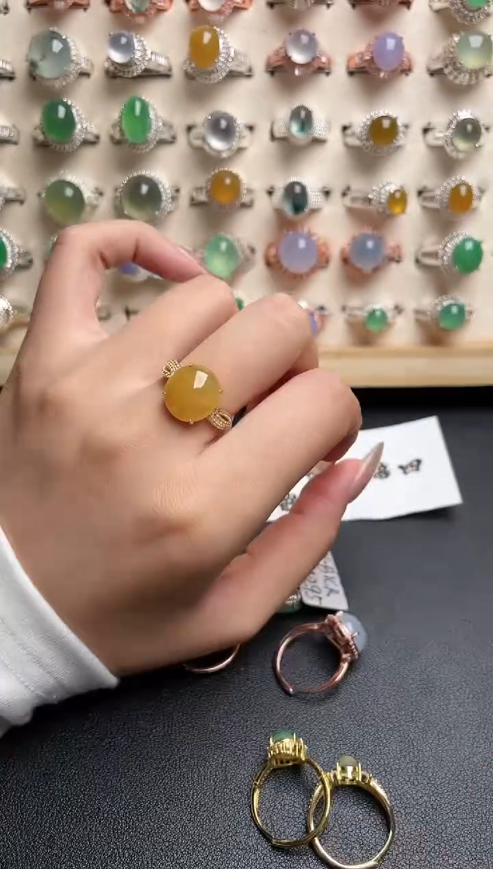 【闪购商品】翡翠戒指银S925镶嵌一物一证一礼盒