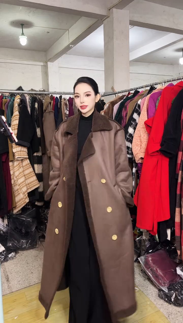 847闪购外套外披马甲打底裤子