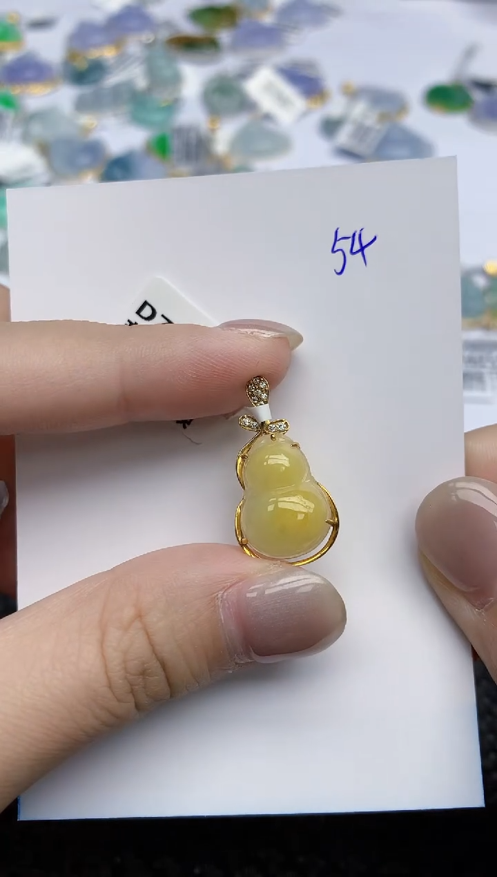 【闪购商品】翡翠颈饰18K金镶嵌天然翡翠A货